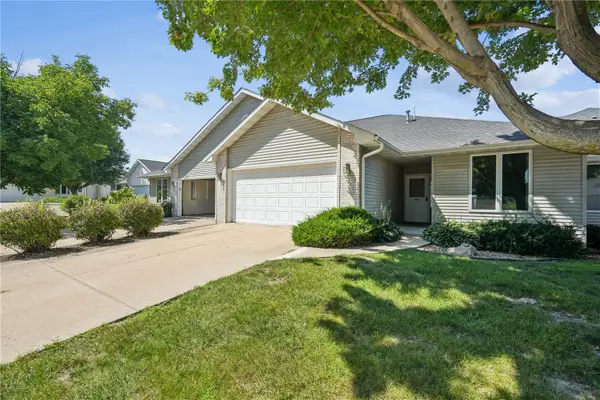 3004 Tiperary Ne, Cedar Rapids, IA 52402