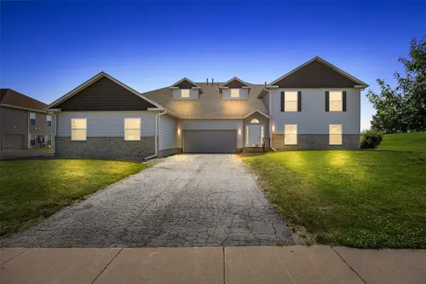 4630 Westchester Drive Ne #C, Cedar Rapids, IA 52402