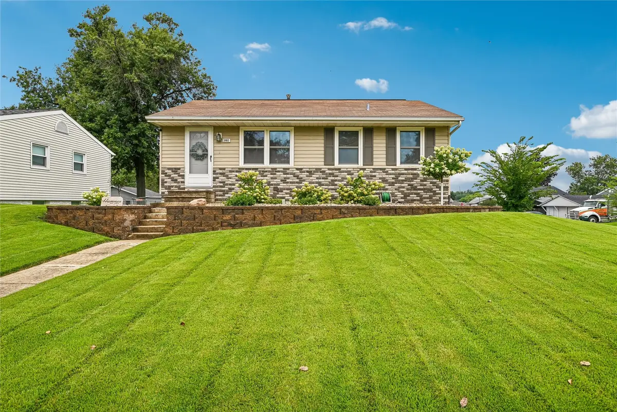 3102 Bayberry Drive Sw, Cedar Rapids, IA 52404 - #1