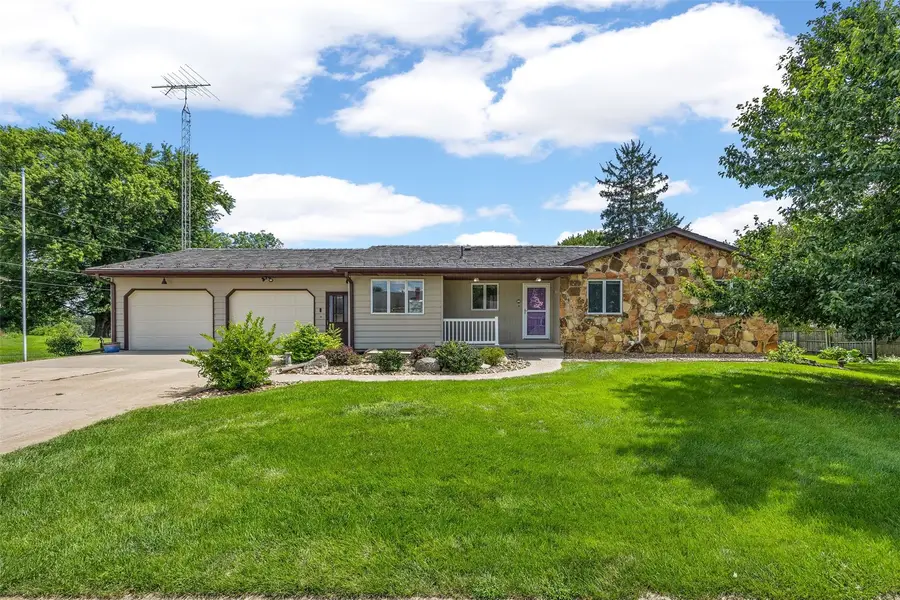 200 Schnoebelen Street, Riverside, IA 52327 - #2