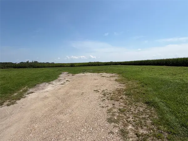 20th Avenue, Van Horne, IA 52346