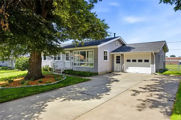 2770 Mcgowan Boulevard, Marion, IA 52302