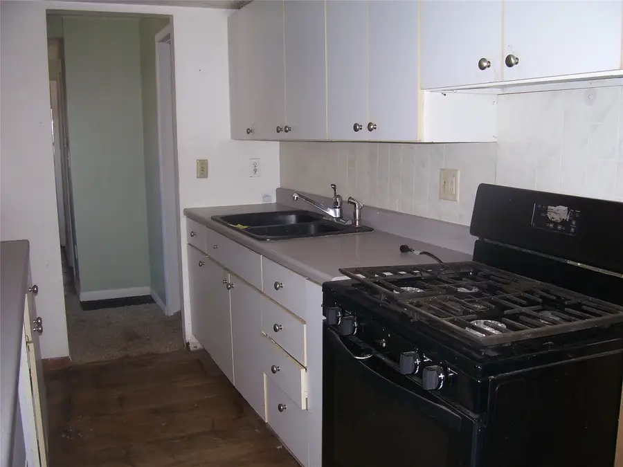1817 H Street, Iowa City, IA 52240 - #3
