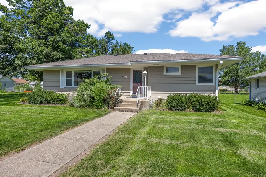 310 2nd Avenue E, Lisbon, IA 52253 - #2
