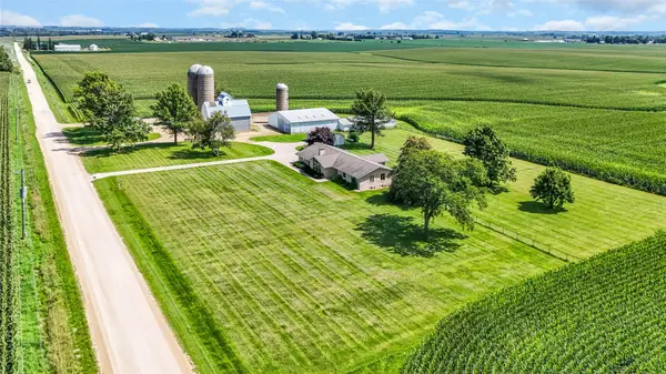1766 Fernow Road, Marion, IA 52302