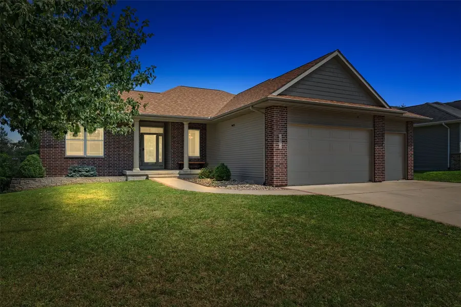 3501 Royal Sw, Cedar Rapids, IA 52404 - #2