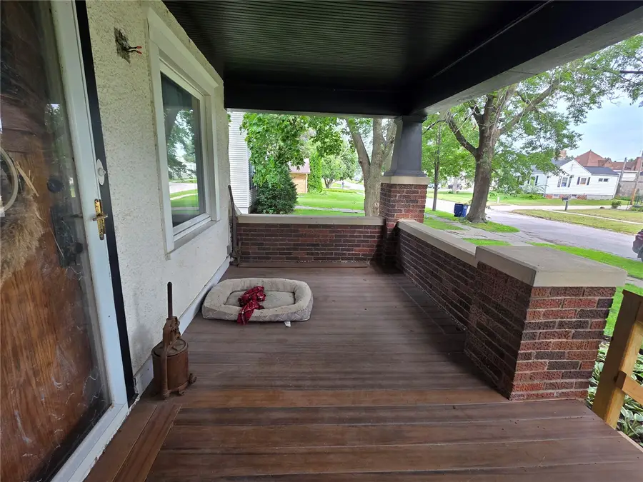 288 W Hilton Street, Marengo, IA 52301 - #3