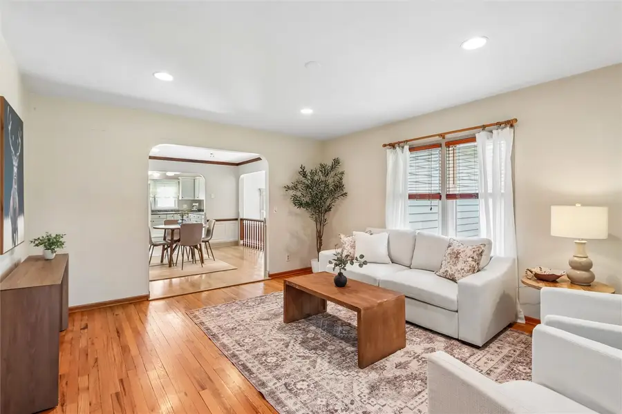532 Olive St, Iowa City, IA 52246 - #2