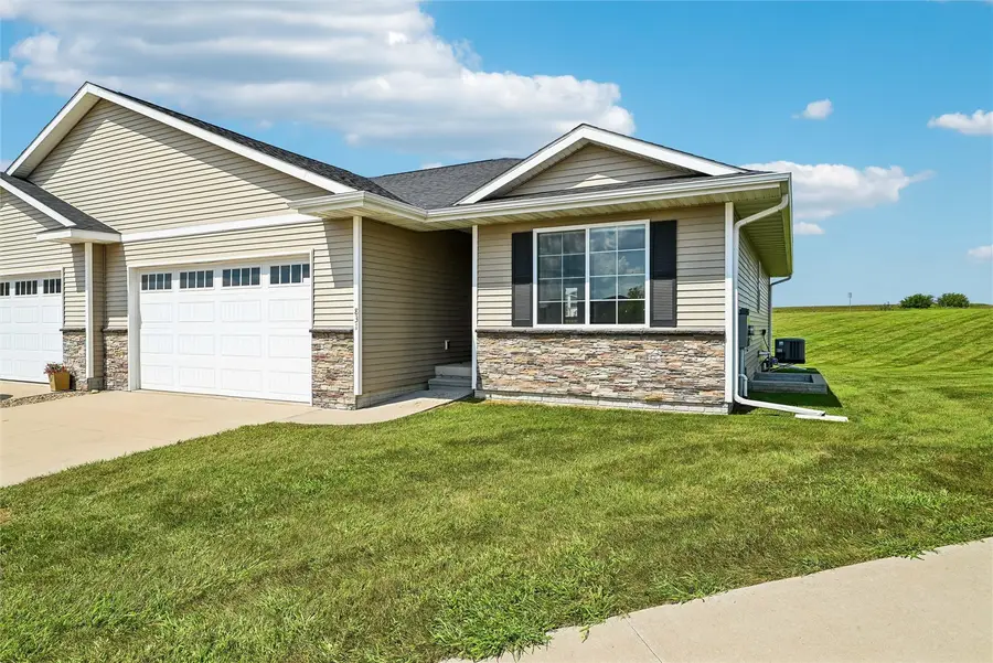 831 Heartland Court, Fairfax, IA 52228 - #2