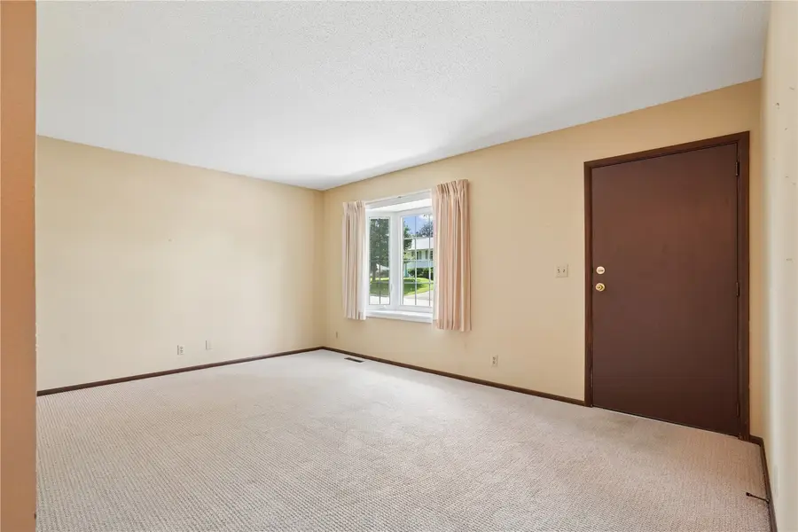 3341 Dunham Drive Sw, Cedar Rapids, IA 52404 - #3