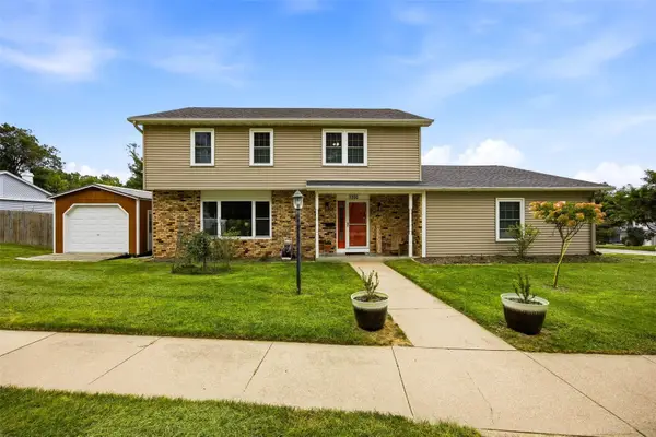 3200 Blue Ridge Drive Ne, Cedar Rapids, IA 52402