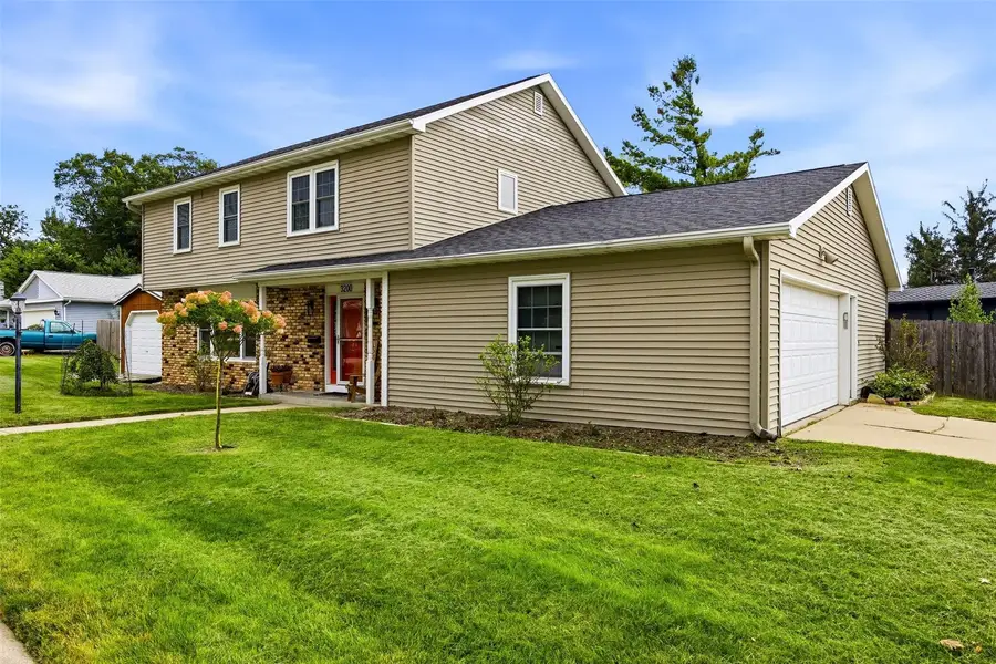3200 Blue Ridge Drive Ne, Cedar Rapids, IA 52402 - #2