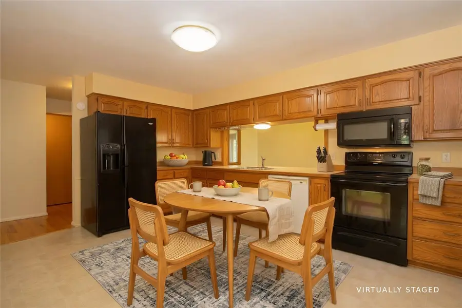 347 Koser Ave, Iowa City, IA 52246 - #3