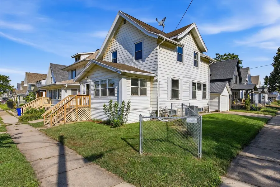 1624 6th Avenue Se, Cedar Rapids, IA 52402 - #2
