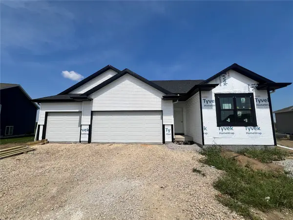 6902 Artesa Bell Drive Sw, Cedar Rapids, IA 52404