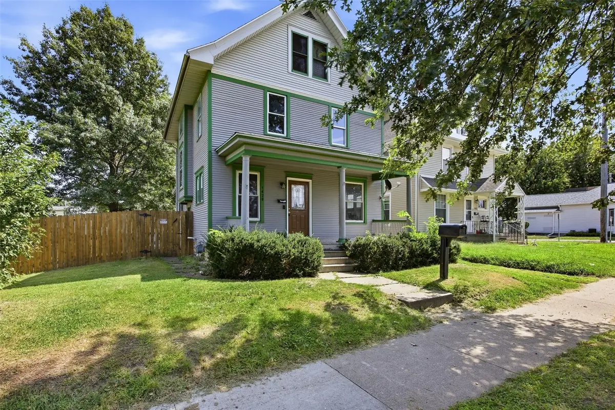 1429 K Street Sw, Cedar Rapids, IA 52404 - #1