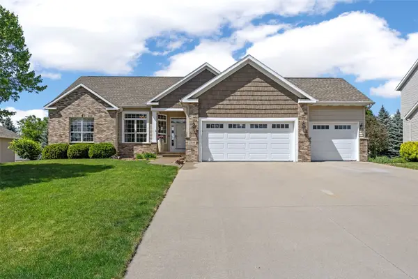 2330 Timber Creek Drive, Marion, IA 52302