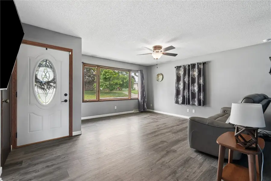 1745 Daleview Dr, Marion, IA 52302 - #3
