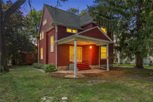 1985 8th Avenue, Marion, IA 52302