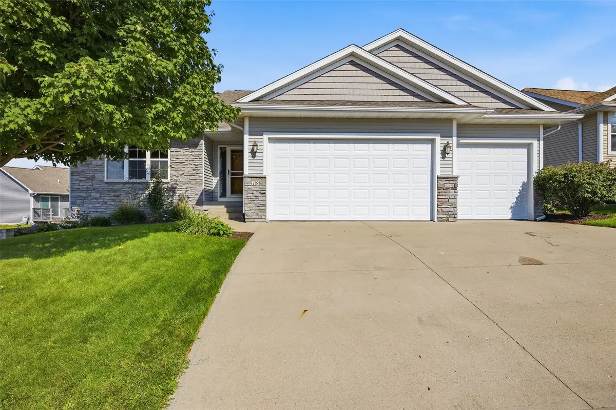 19 Eversull Lane, Iowa City, IA 52245 - #1
