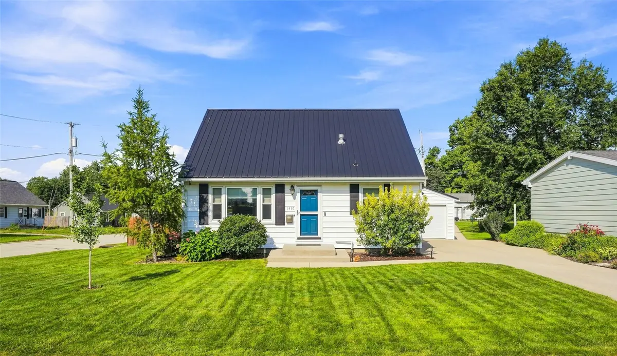 1410 25th Street, Marion, IA 52302 - #1