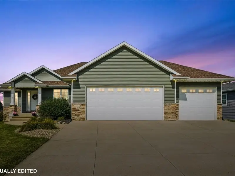115 Ridge Drive, Fairfax, IA 52228 - #2