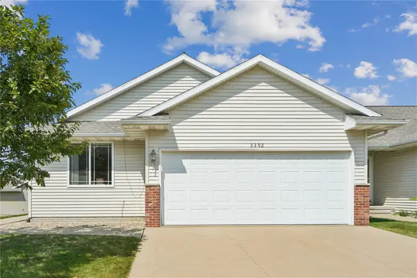3392 Prairie Bend Circle, Marion, IA 52302