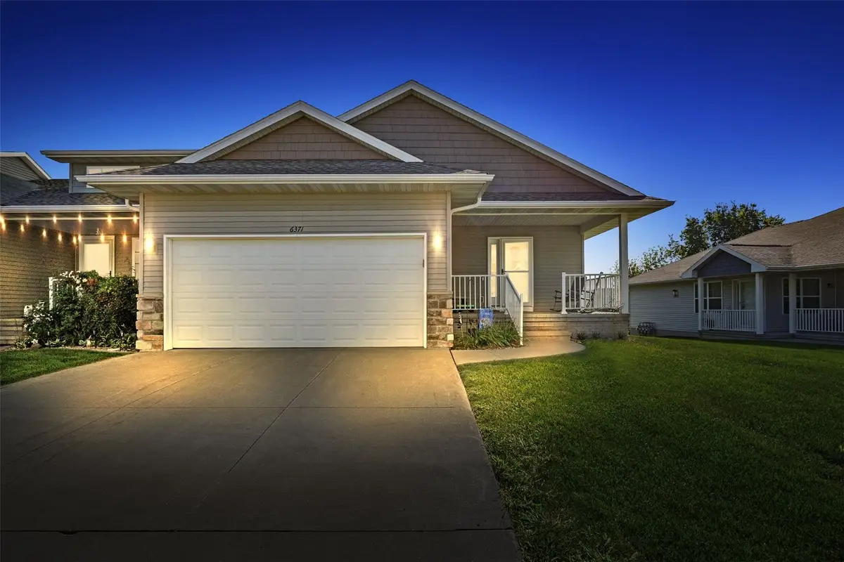 6371 Muirfield Drive Sw, Cedar Rapids, IA 52404 - #1
