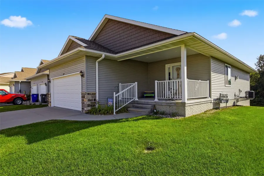 6371 Muirfield Drive Sw, Cedar Rapids, IA 52404 - #3