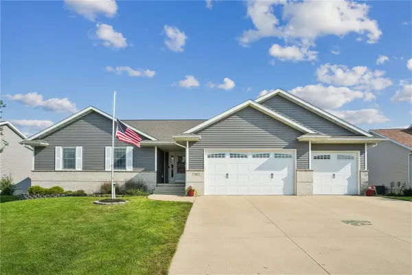 1480 Cedar Bend Dr, Palo, IA 52324