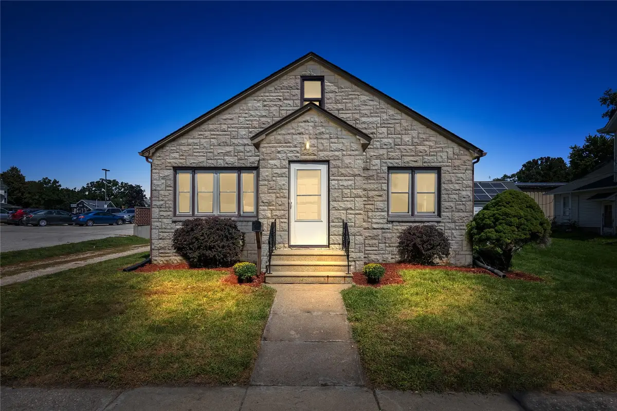 114 E 6th Street, Tipton, IA 52772 - #1