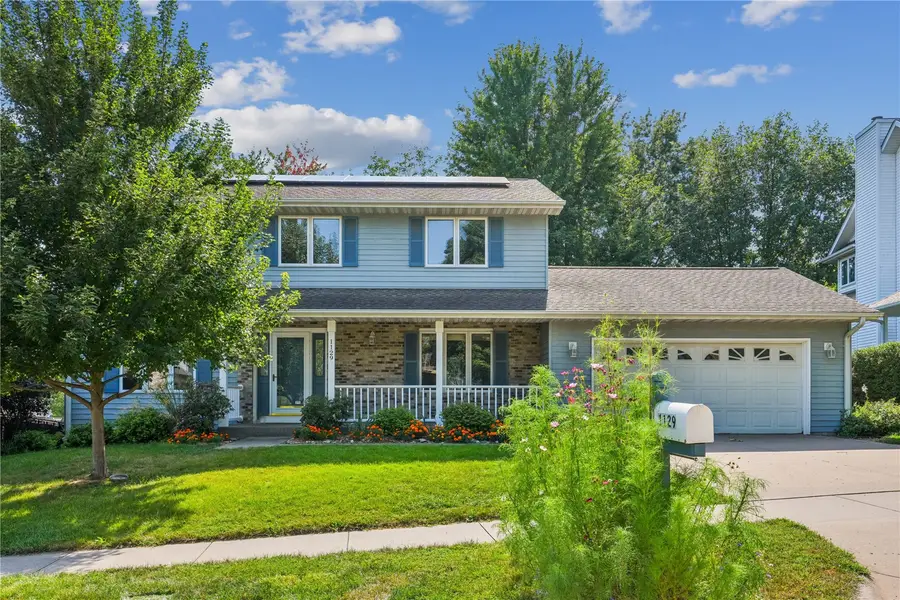 1129 Hampton Court, Iowa City, IA 52240 - #2