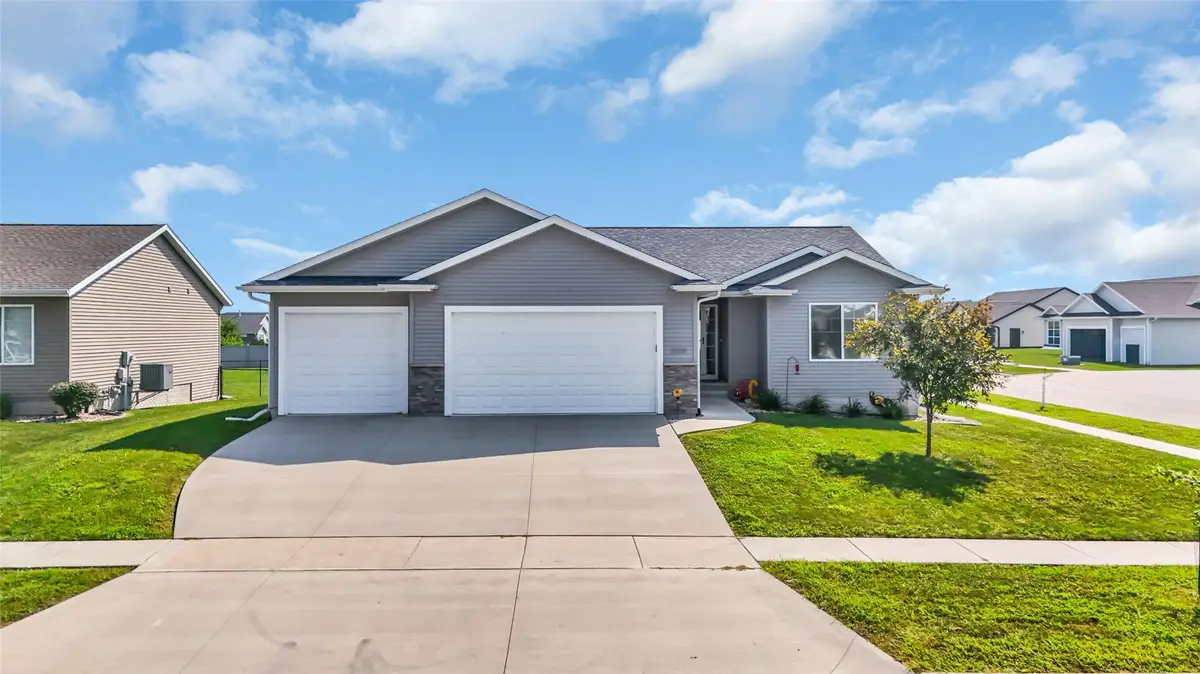 2239 Crestwood Lane, Marion, IA 50648 - #1