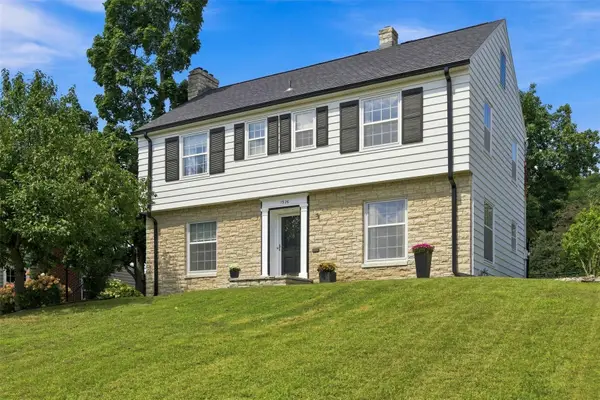 1926 Blake Boulevard Se, Cedar Rapids, IA 52403