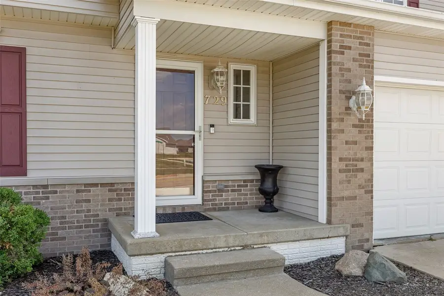 729 74th Street Ne, Cedar Rapids, IA 52402 - #3