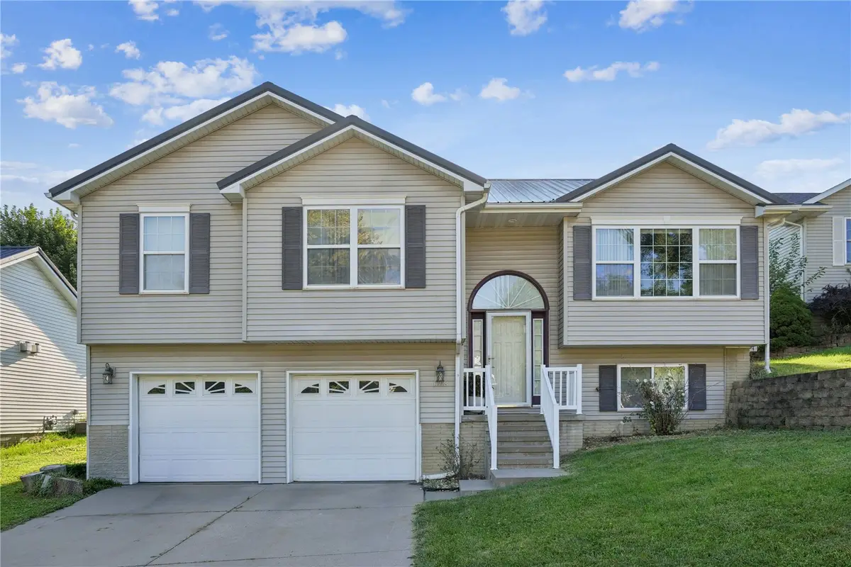 1318 34th Street Se, Cedar Rapids, IA 52403 - #1