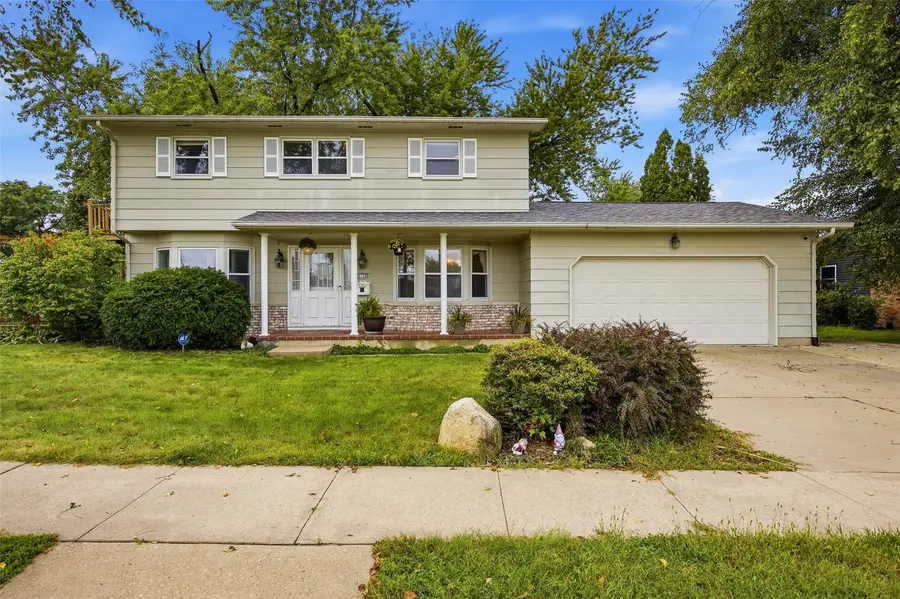 2120 27th Street, Marion, IA 52302 - #2