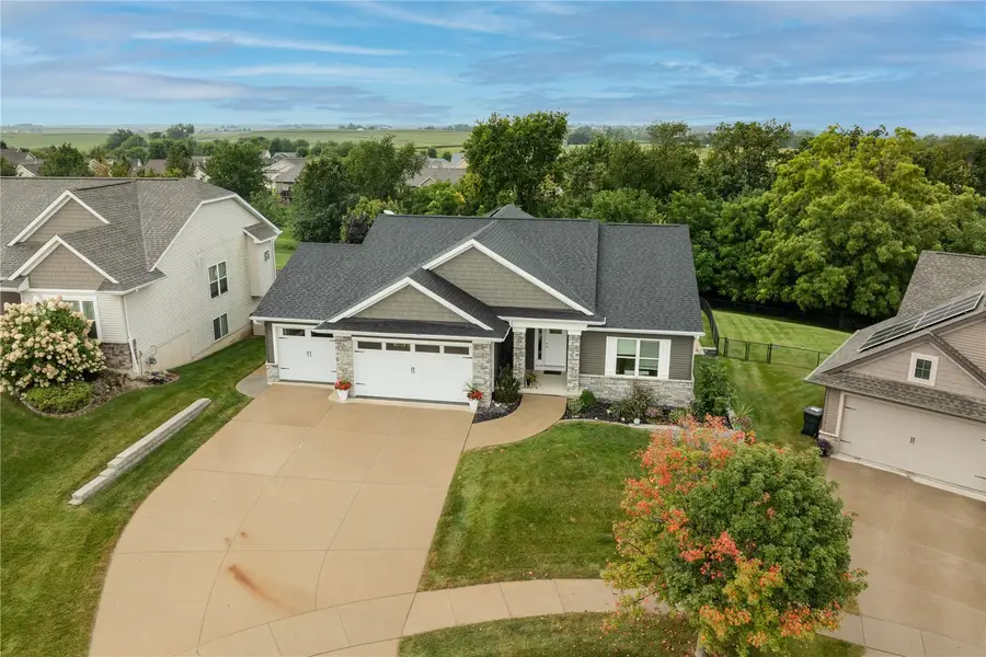 4812 Harvest Court Sw, Cedar Rapids, IA 52404 - #2