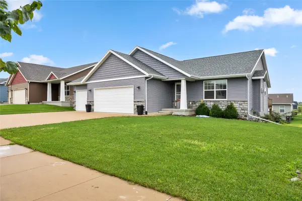 2923 James Parkway Sw, Cedar Rapids, IA 50404