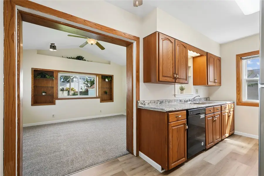 141 18th Street Sw, Cedar Rapids, IA 52404 - #3