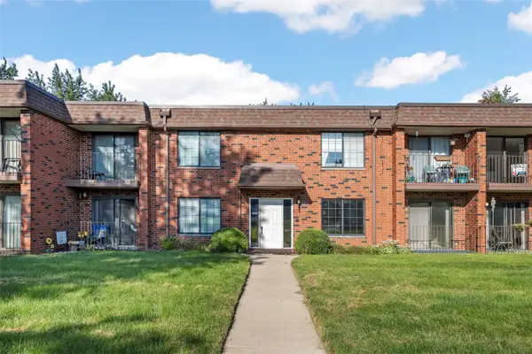 5711 Golden Ct Ne #36, Cedar Rapids, IA 52402