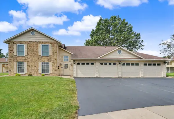 4117 Lexington Ct Ne #A, Cedar Rapids, IA 52402