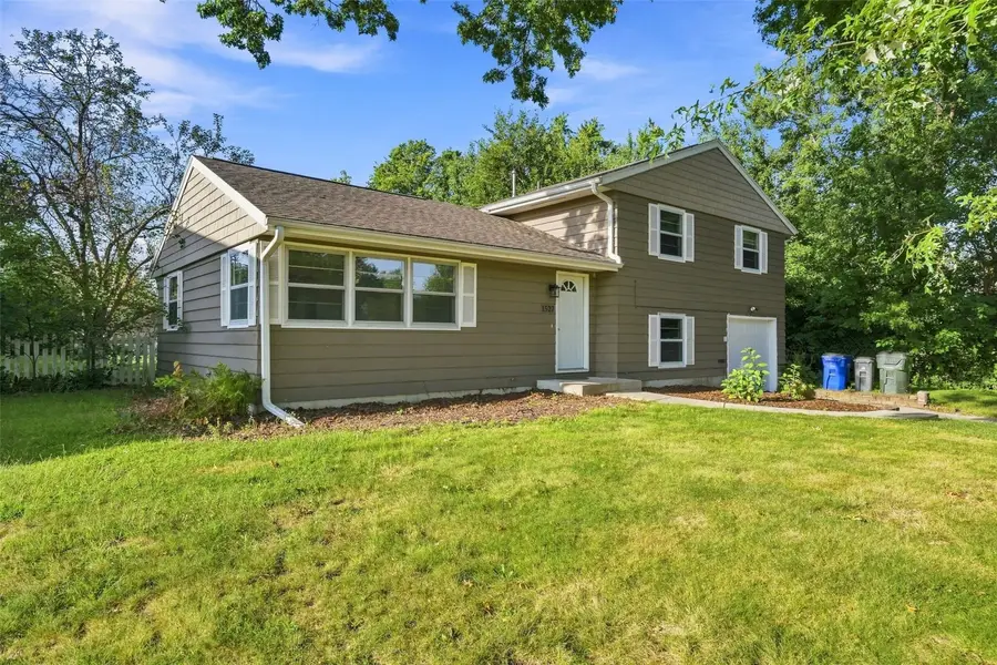 1527 29th Street Ne, Cedar Rapids, IA 52402 - #2