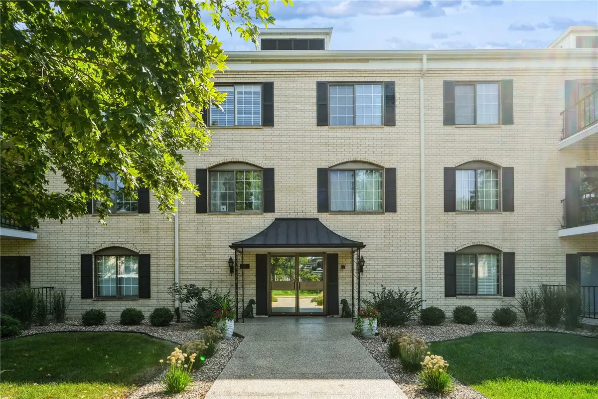 150 Thompson Drive Se #116, Cedar Rapids, IA 52403 - #1