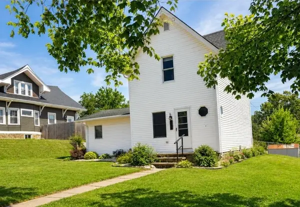 217 N Ford Street, Anamosa, IA 52205