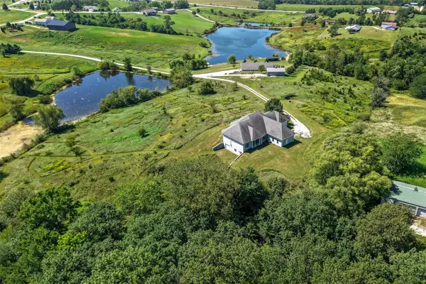 2245 288th Drive, Williamsburg, IA 52361