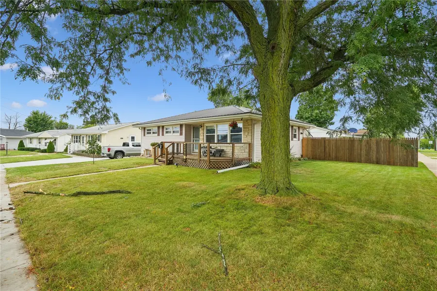 2000 Lauren Drive Sw, Cedar Rapids, IA 52404 - #2