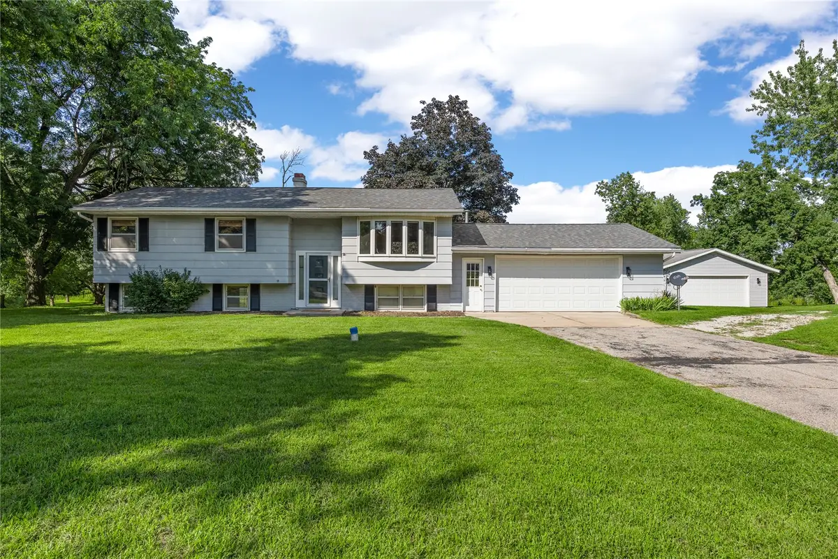 4390 Ridge Road, Cedar Rapids, IA 52411 - #1