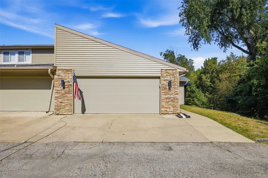 1745 Applewood Court Ne, Cedar Rapids, IA 52402 - #3