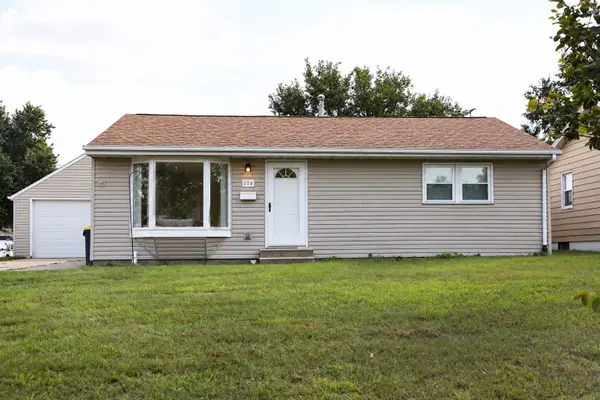 114 E Willman Street, Hiawatha, IA 52233